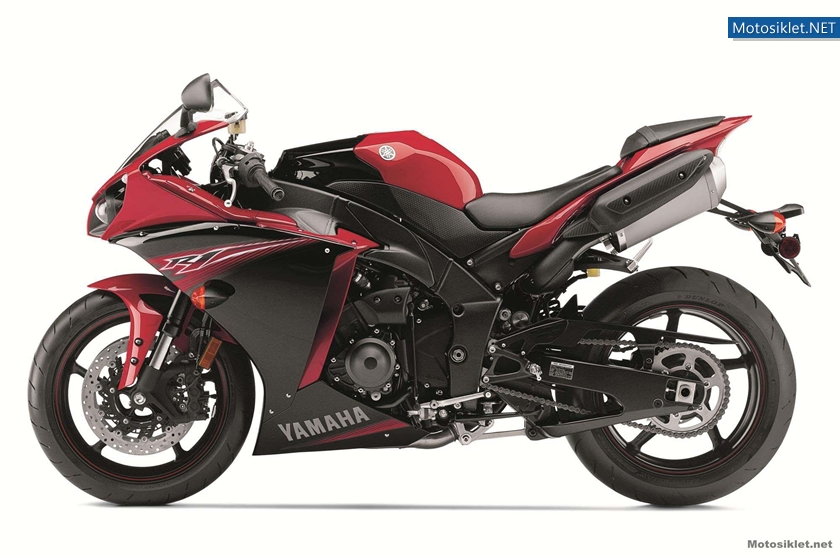 2013-Model-Yamaha-YFZR1-030