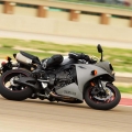 2013-Model-Yamaha-YFZR1-001