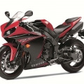 2013-Model-Yamaha-YFZR1-015