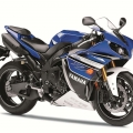 2013-Model-Yamaha-YFZR1-024