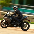 2013-Model-Yamaha-YFZR1-037
