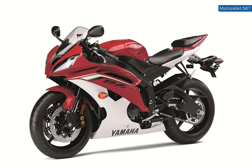 2013-Model-YAMAHA-YZF-R6-026
