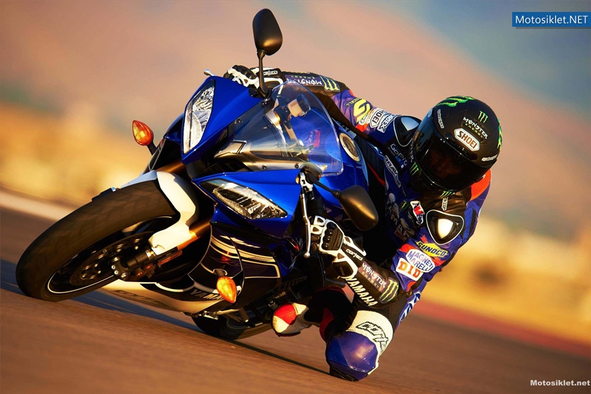 2013-Model-YAMAHA-YZF-R6-037