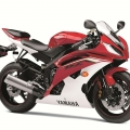 2013-Model-YAMAHA-YZF-R6-015