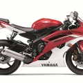 2013-Model-YAMAHA-YZF-R6-016
