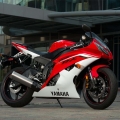 2013-Model-YAMAHA-YZF-R6-017