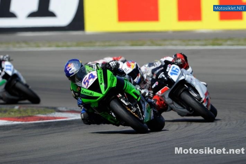KenanSofuoglu-Almanya-Nurburgring-WSS-2012-001
