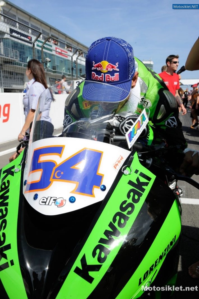 KenanSofuoglu-Almanya-Nurburgring-WSS-2012-007
