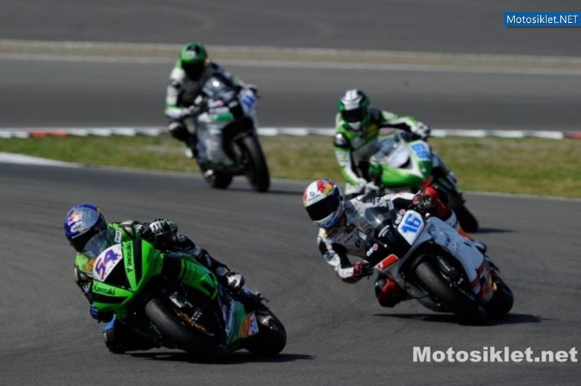 KenanSofuoglu-Almanya-Nurburgring-WSS-2012-013