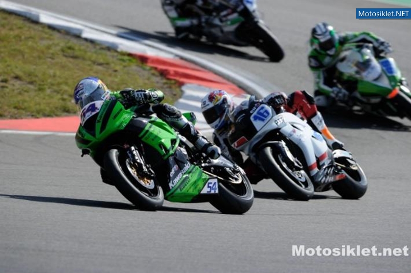 KenanSofuoglu-Almanya-Nurburgring-WSS-2012-023
