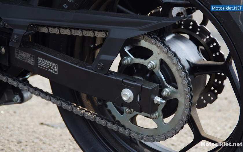 Yeni-KawasakiNinja250R-2013Model-030