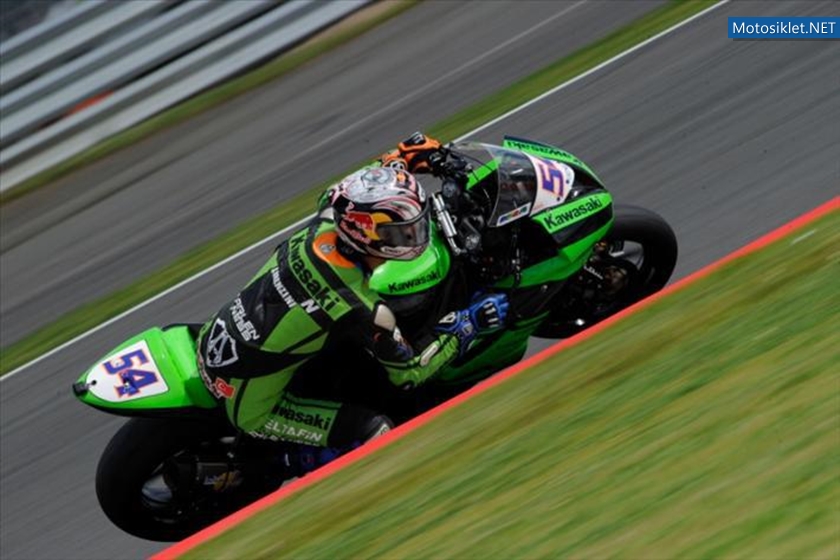 KenanSofuoglu-Silverstone2012WSS-003