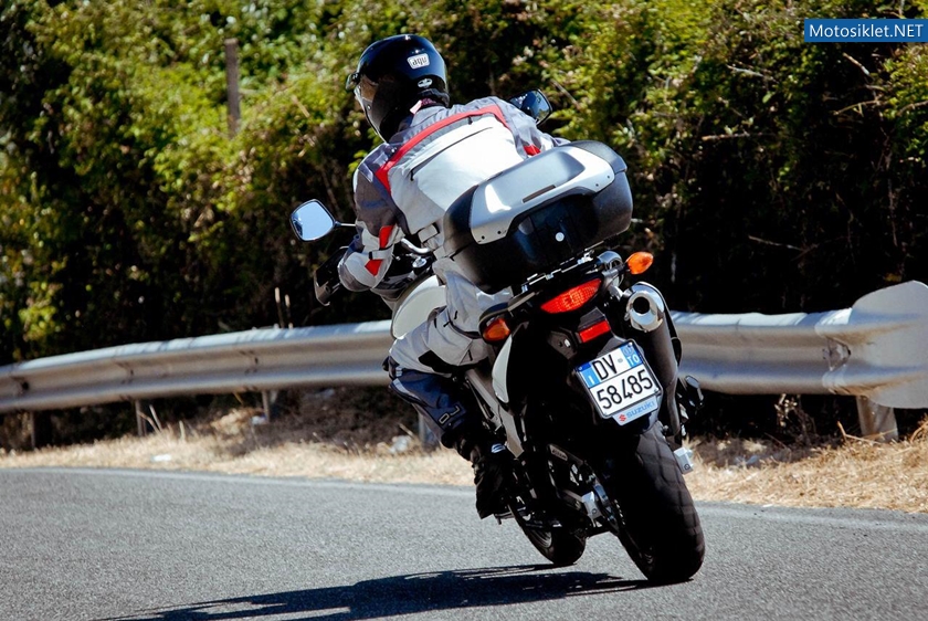Suzuki-V-Strom650ABS-2012-003
