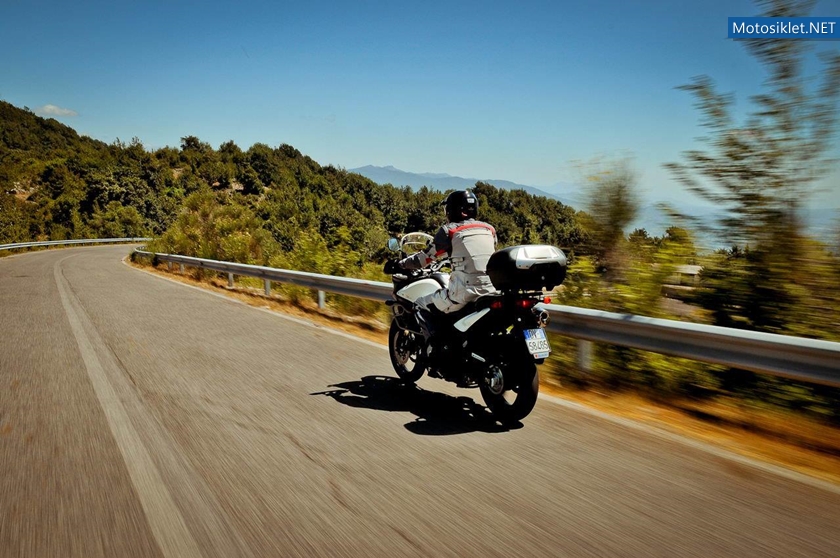 Suzuki-V-Strom650ABS-2012-010