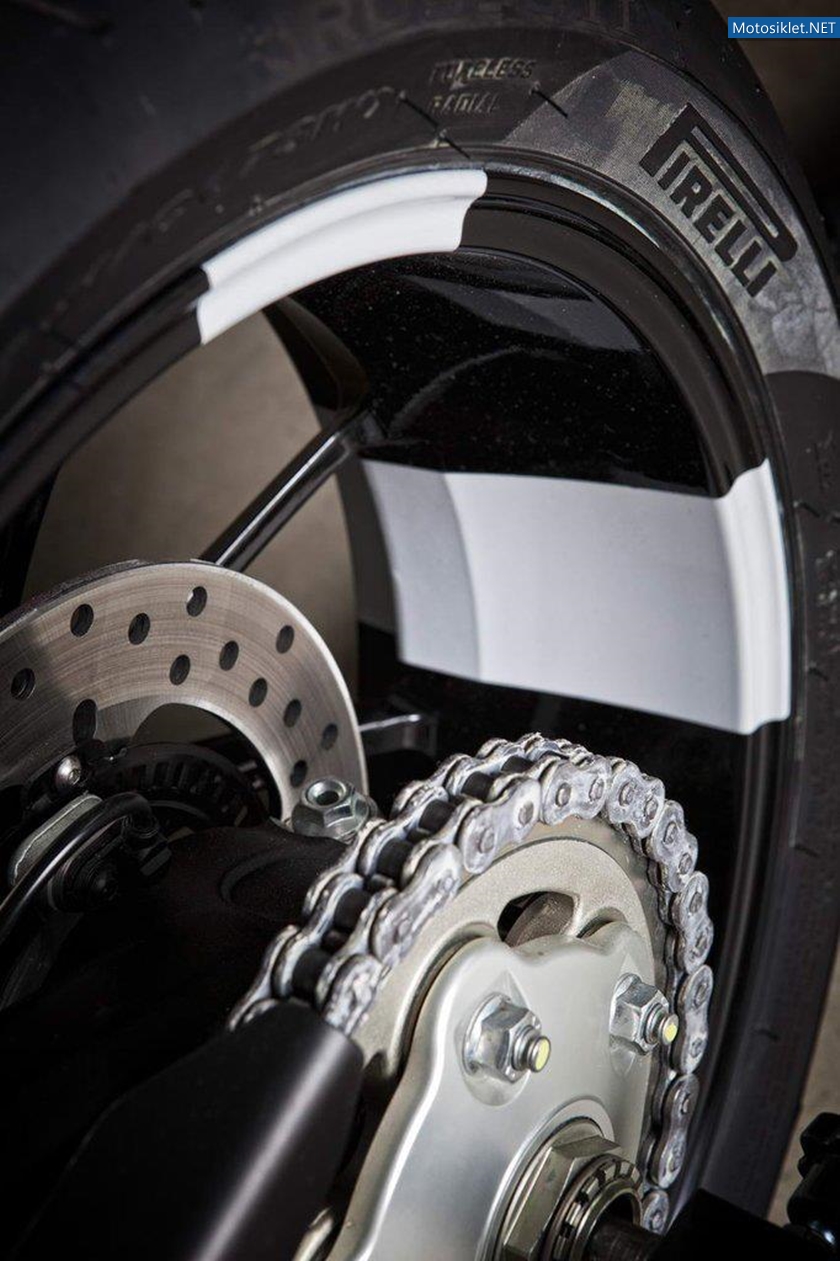 DucatiMonster-1100EvoBulgari-by-Vilner-007