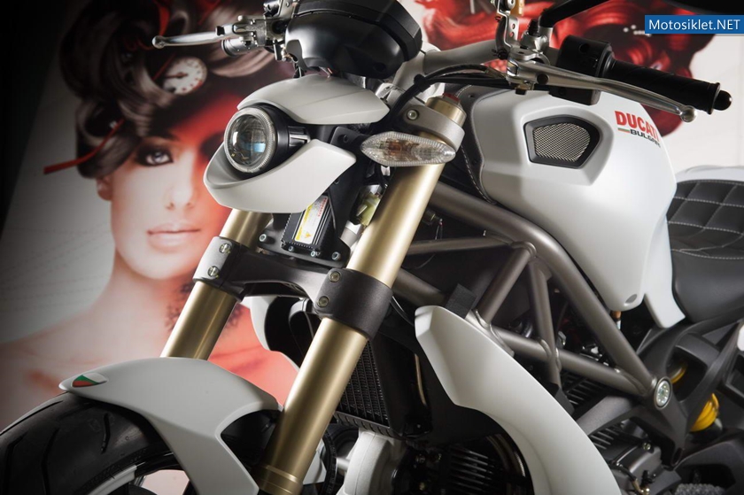DucatiMonster-1100EvoBulgari-by-Vilner-014