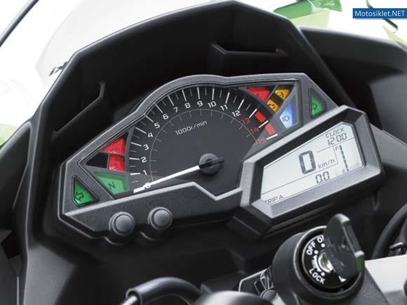 2013-KawasakiNinja-250R-002