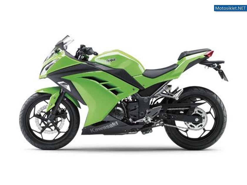 2013-KawasakiNinja-250R-009