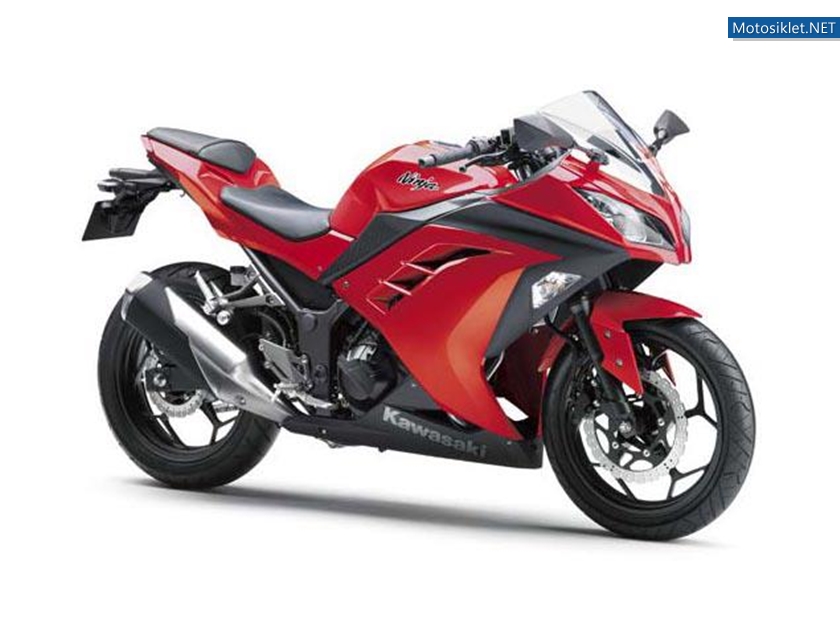 2013-KawasakiNinja-250R-028