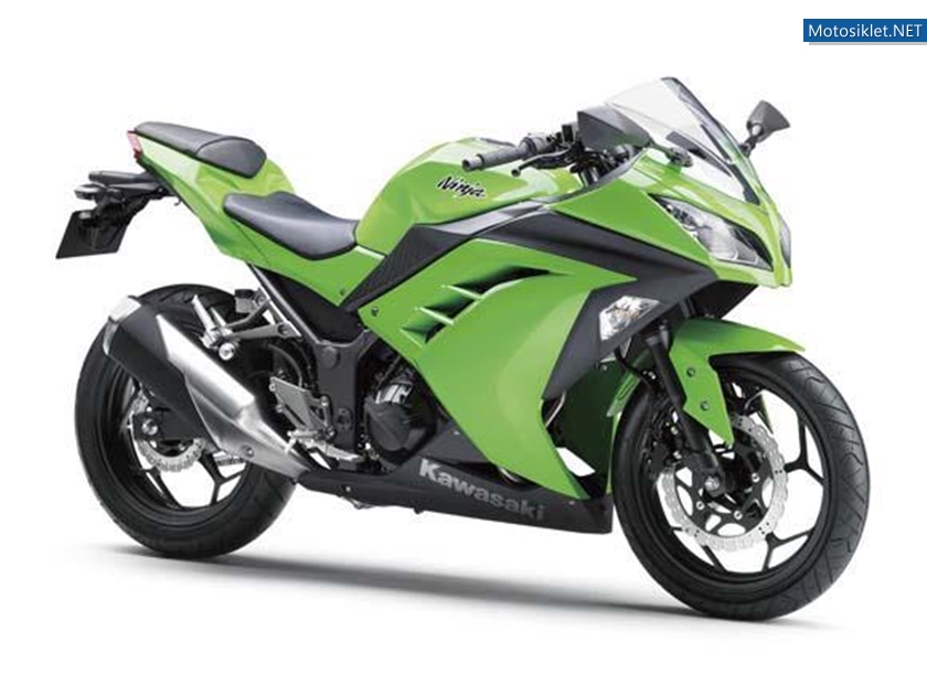 2013-KawasakiNinja-250R-043