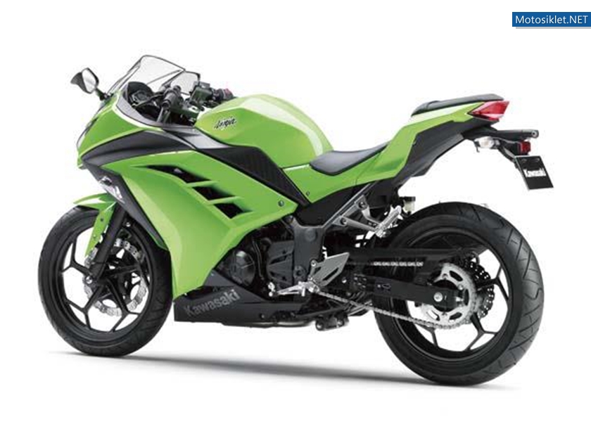 2013-KawasakiNinja-250R-066