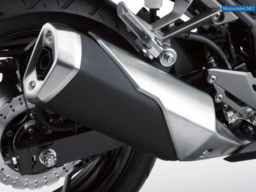 2013-KawasakiNinja-250R-084