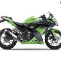 2013-KawasakiNinja-250R-041
