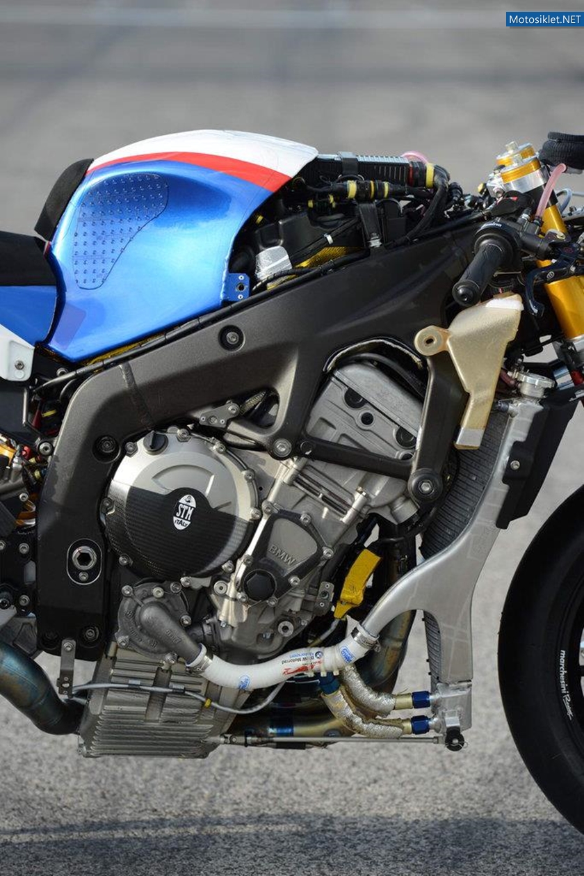 BMWS1000RR-WSBKTeamBmw-017