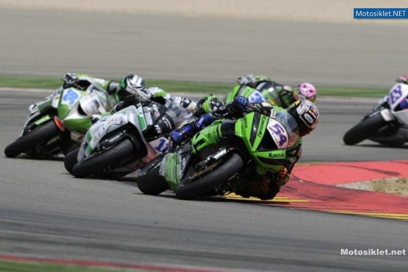 KenanSofuoglu-Supersport-Aragon-2012-026