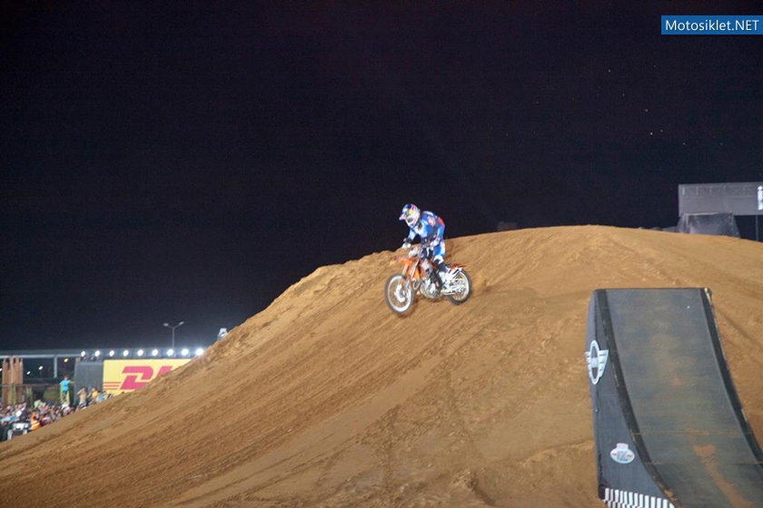 RedBull-XFighters-istanbul-2012-013