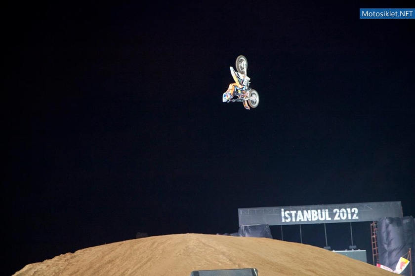 RedBull-XFighters-istanbul-2012-016