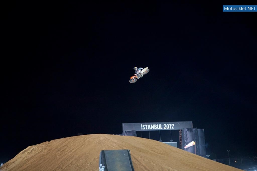 RedBull-XFighters-istanbul-2012-032