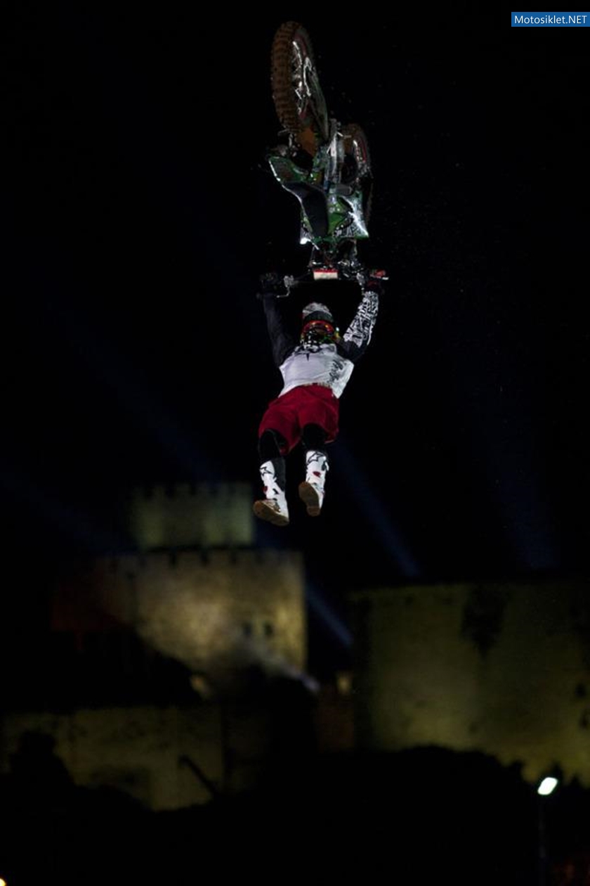 RedBull-XFighters-istanbul-2012-056