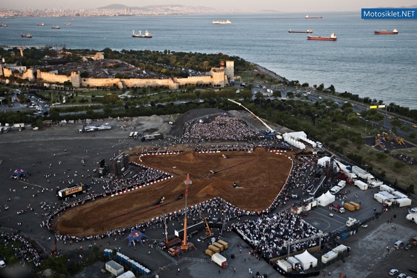 RedBull-XFighters-istanbul-2012-066