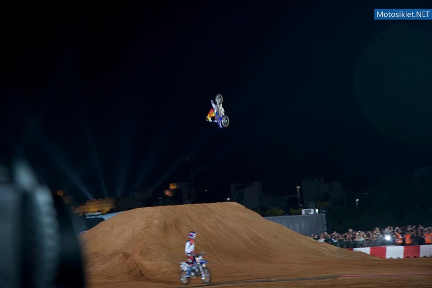 RedBull-XFighters-istanbul-2012-069