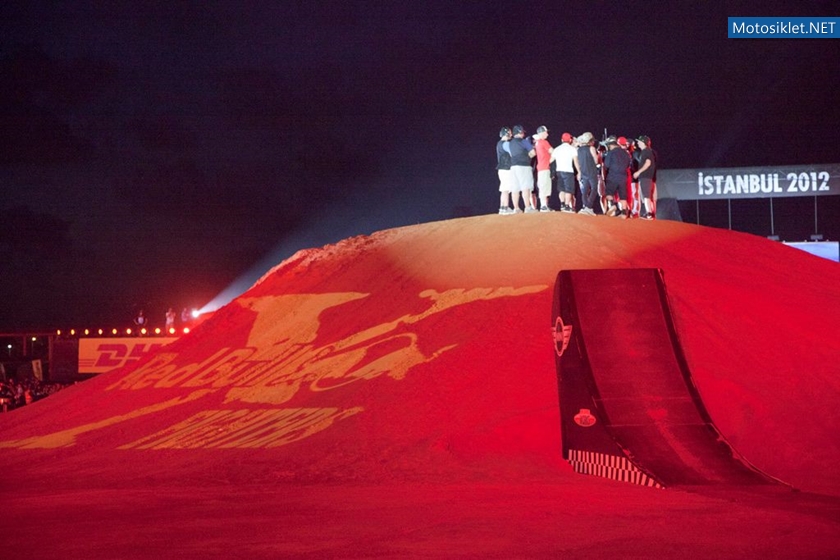 RedBull-XFighters-istanbul-2012-082