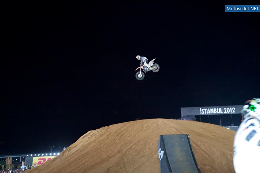 RedBull-XFighters-istanbul-2012-095