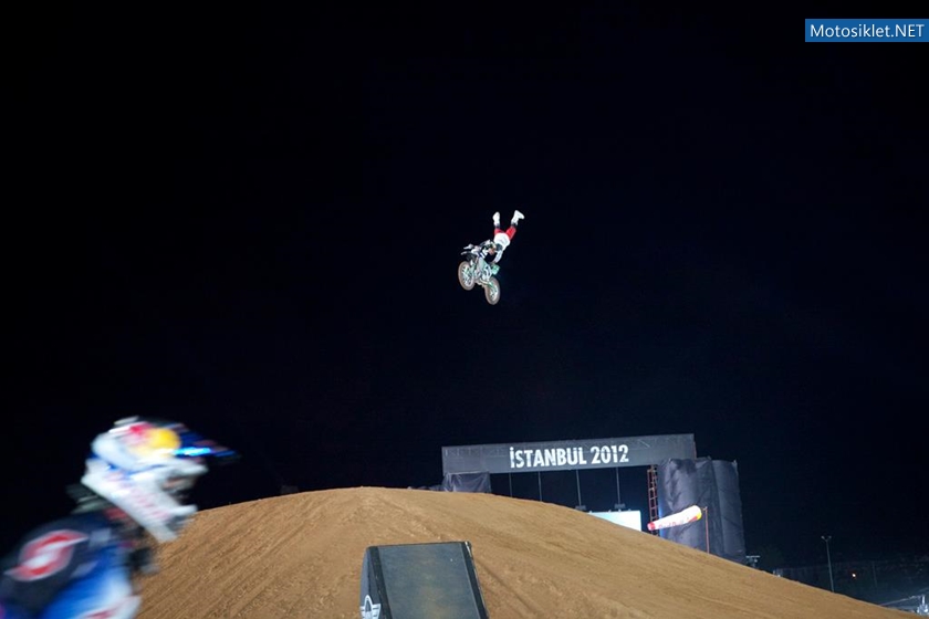 RedBull-XFighters-istanbul-2012-107