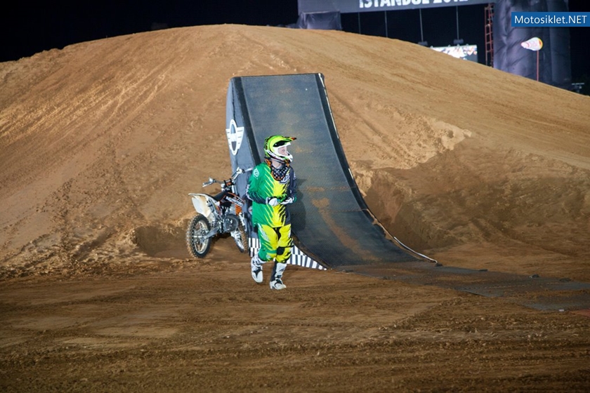 RedBull-XFighters-istanbul-2012-115