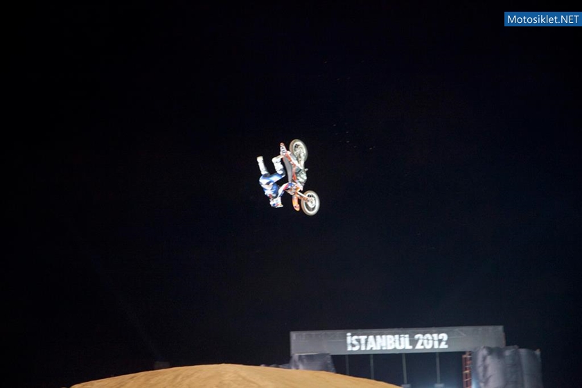 RedBull-XFighters-istanbul-2012-116