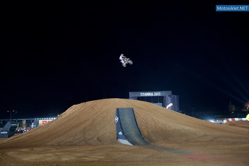 RedBull-XFighters-istanbul-2012-140
