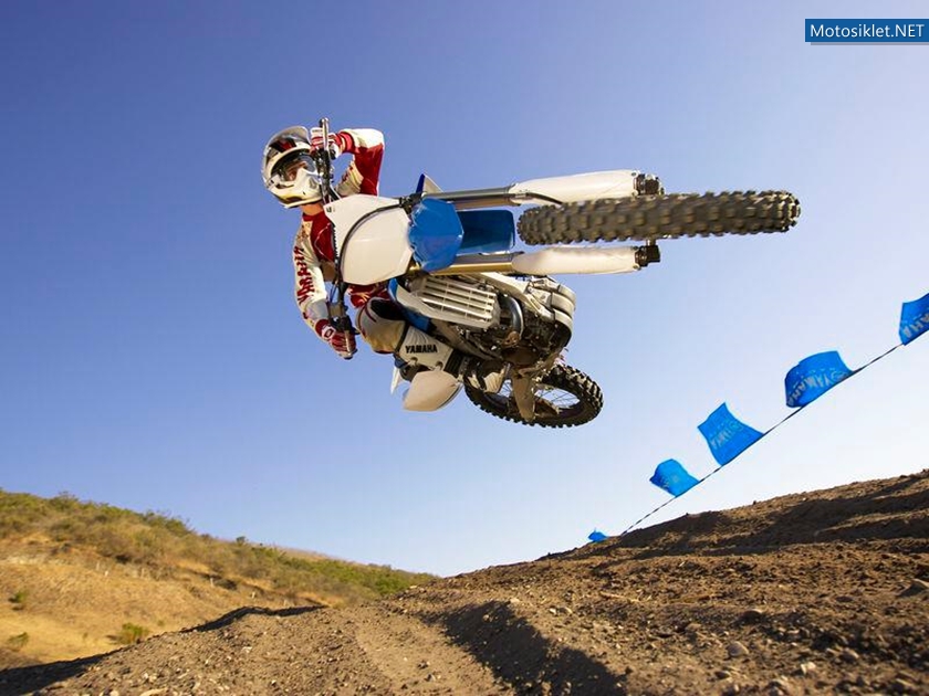 YamahaMotocross2013-YX450F-YZ250F-YX250-003