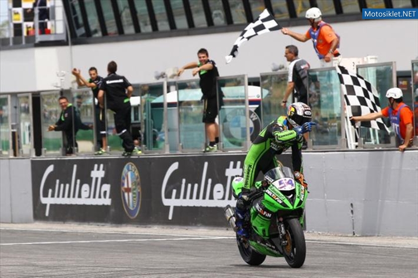 KenanSofuoglu-Supersport-Milano-2012-013