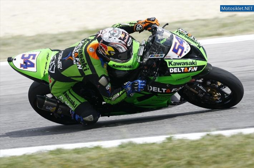 KenanSofuoglu-Supersport-Milano-2012-014