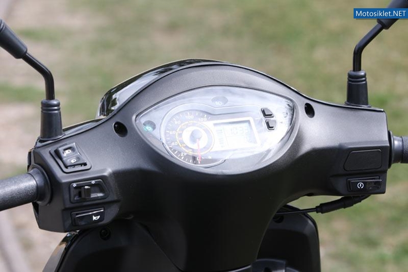 Peugeot-Tweet-Scooter-151cc-018