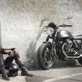 Moto-Guzzi-V7-Stone-2012-021
