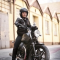 Moto-Guzzi-V7-Stone-2012-049
