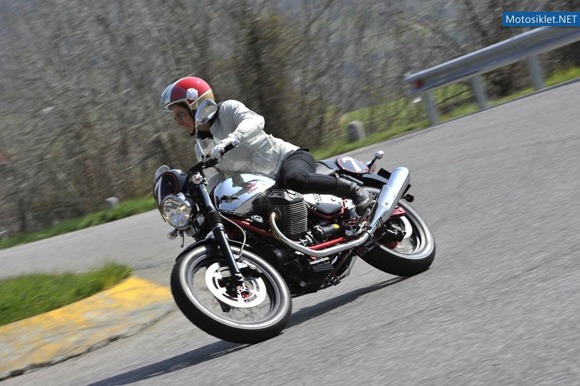 MotoGuzziV7-Gamma-2012-001