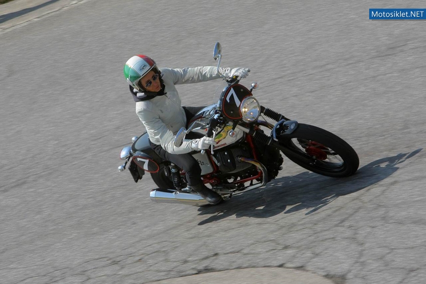 MotoGuzziV7-Gamma-2012-002