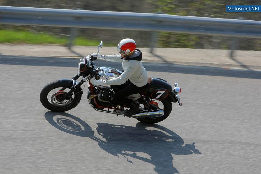 MotoGuzziV7-Gamma-2012-005